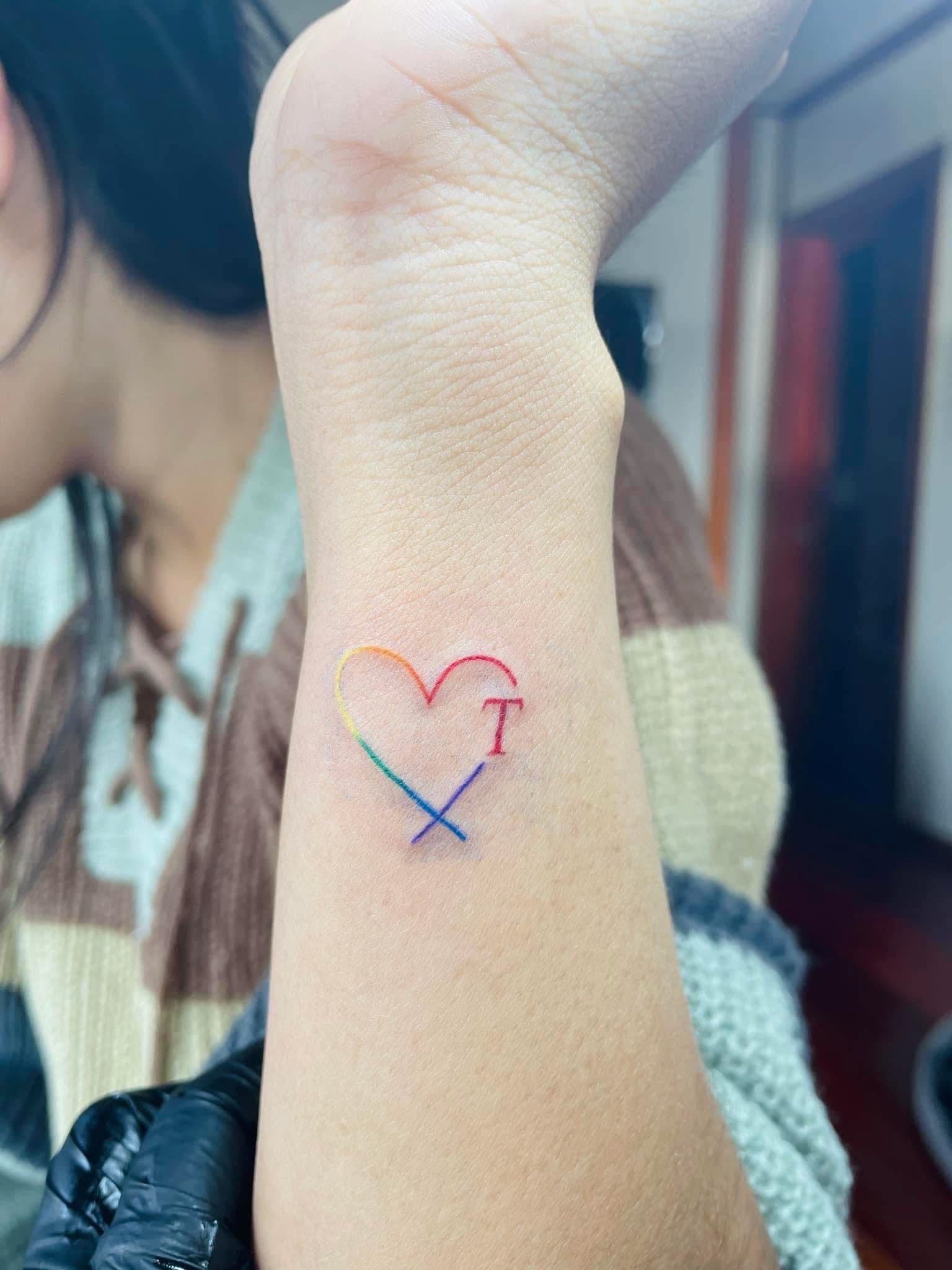 rainbow heart + T